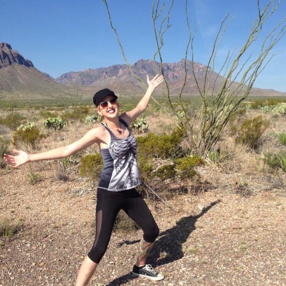 Meet your Posher, Shari - Picture 5 of 16